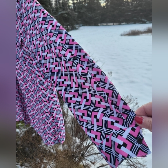"Pretty in Pink Geometric" NOTATIONS Button Down Shirt - Picture 3 of 7
